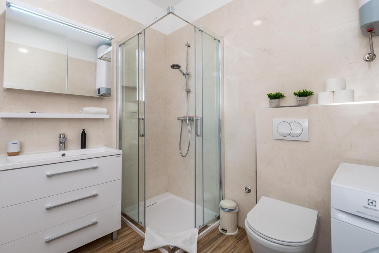 Mary Apartment #1 Rijeka Ngoại thất bức ảnh